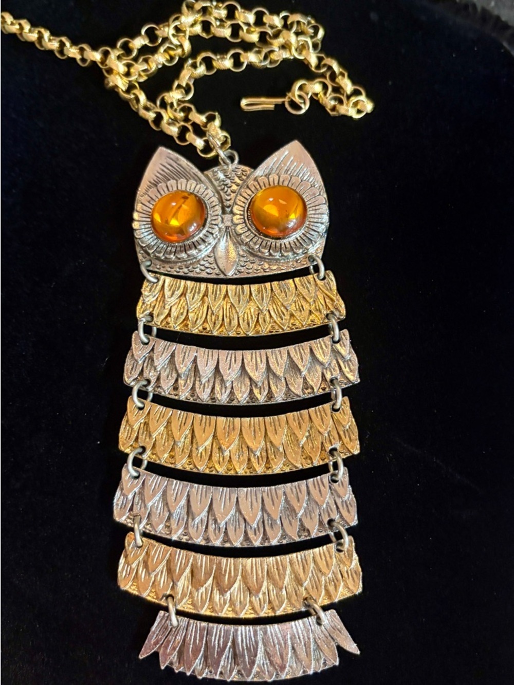 Vintage 1970s Articulated Owl Pendant necklace by Park Lane - Picture 11 of 13